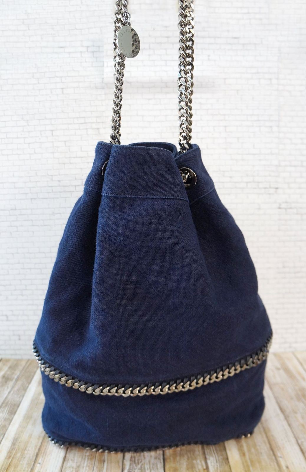 Sacs en jeans Stella McCartney : 5 modèles les plus chers à découvrir